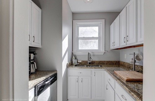 Providence Apartment | Minutes to Downtown, Brown, RISD on East Side