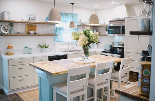 Greer House | Minutes to Greer, Greenville, Spartanburg South Carolina
