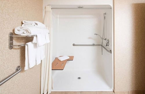 Kalispell Hotel | Minutes to Mission Trail Park! Indoor Swimming Pool, Free Parking, Pets Allowed!