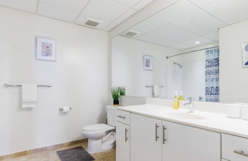 Bergen Condo | Minutes to NYC 1BD/BA Panoramic Views of NYC