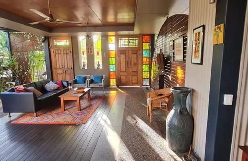 Cable Beach Bed & Breakfast | Minyirr Retreat: Tropical paradise close to Cable Beach.