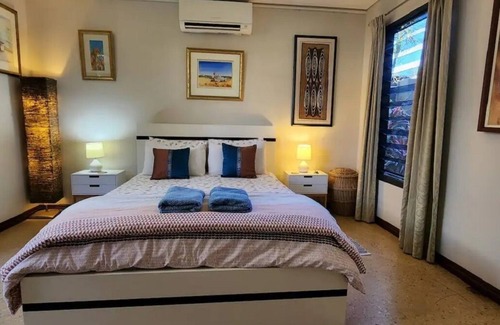 Cable Beach Bed & Breakfast | Minyirr Retreat: Tropical paradise close to Cable Beach.