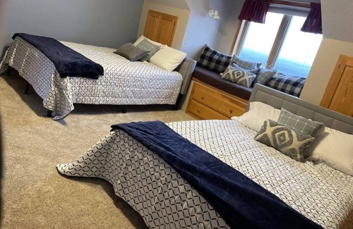 Mio Cabin | Mio Caribou and Elk Ridge Lodges