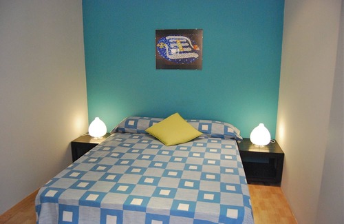 El Clot Apartment | MIRABARNA Patio 2 - near Sagrada Familia - Private / Professional Cleaning /WiFi