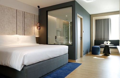 Talat Bang Khen Hotel | Miracle Grand Convention Hotel