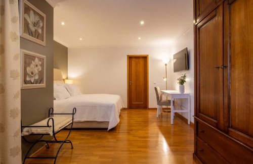 Faro House | Miradouro da Penha