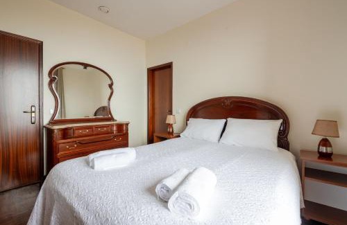 Ponta do Sol Apartment | Miradouro House