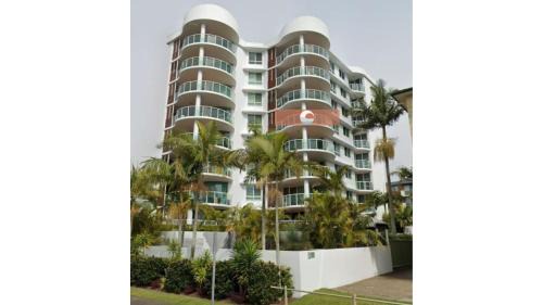 Tuncurry Apartment | Mirage 502 - linen not included