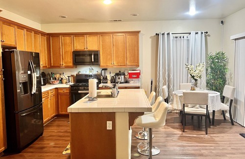 Lancaster House | Mirage Residential Rental