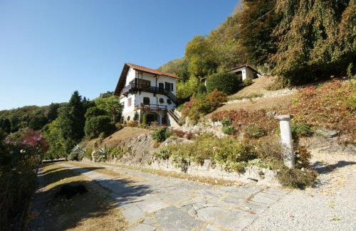 Ghiffa Apartment | Miralba