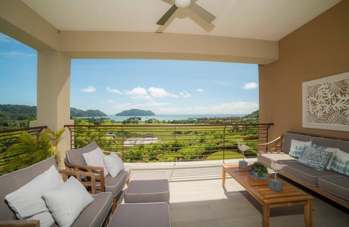 Herradura Apartment | Miramar 6A 3 Bedr 3 Bath Ocean View