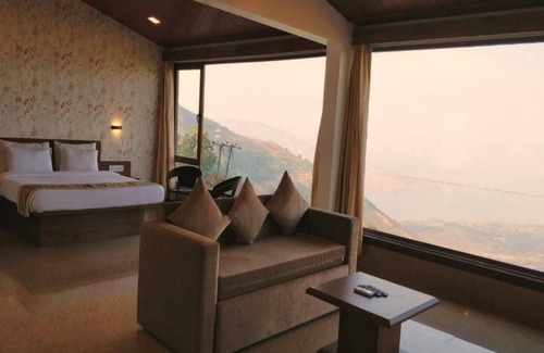 Panchgani Hotel | Miraya Hotel