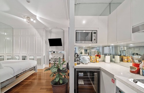 Elizabeth Bay Apartment | Mirra on Greenknowe Boutique Escape by the Harbour