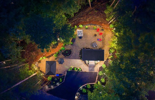Caton Cabin | Mirror Cabin-Private-Hot Tub-FirePit-Luxury
