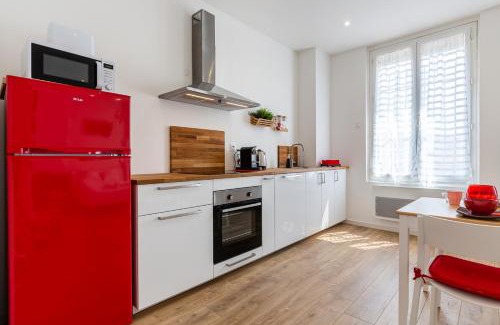 Hotel-de-Ville Apartment | MISIRLOU -Superbe Studio dans la Vieille Ville