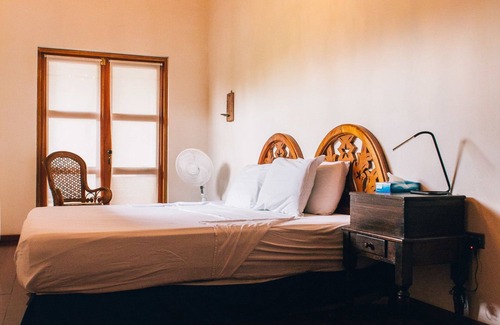 Granada Bed & Breakfast | Miss Margrit's Guesthouse