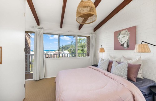 Mollymook House | Miss Molly