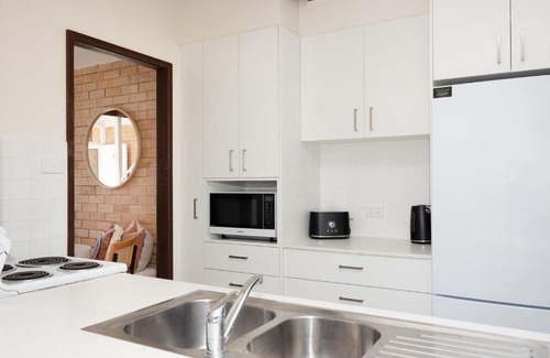 Mollymook House | Miss Molly