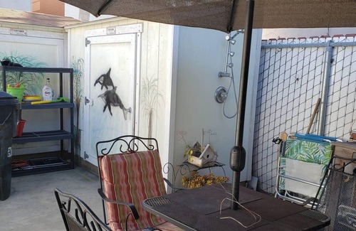 Mission Beach Cottage | Mission Beach Cottage available for 30 + night rentals.