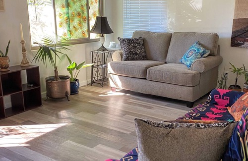 Old Town House | Mission Fig on Twigg located in the heat of Oldtown