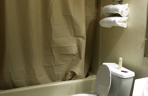 Lynwood Hotel | Mission Motel Lynwood