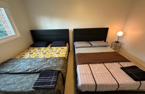 Hurontario House | Missisauaga Budget BNB