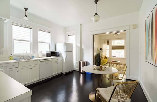Mississippi District House | Mississippi Ave Compound | 7BR Sleeps 14