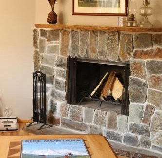 Upper Rattlesnake House | Missoula Rattlesnake Retreat - outdoor paradise