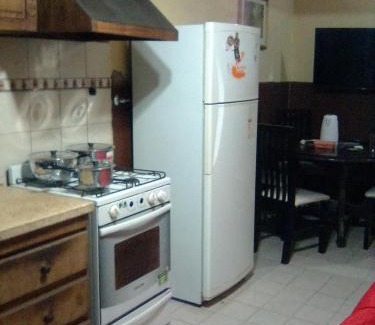 Dorrego Apartment | Mistela Altos de Mendoza- Zona Residencial destacada a pasos de Ciudad y Bodegas- Tours a Uspallata y otros sitios - Merienda de Bienvenida - Viaje al Aeropuerto gratis -