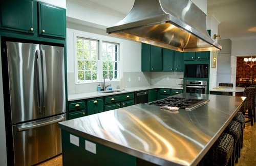 Fowlstown House | Mistletoe Retreat: Large estate on FL-GA line. 6-8 BRs sleeps 16. n