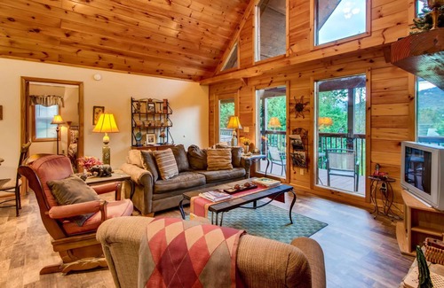 Wears Valley Cabin | Misty Meadows 2 Bedroom Cabin by RedAwning