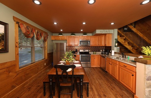 Gatlinburg - Pigeon Forge Ski Chalet | Misty Mountainside - Two Bedroom Chalet