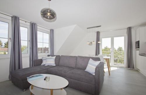 Gross Zicker Apartment | mit Meerblick, gratis Nutzung vom AHOI Erlebnisbad und Sauna in Sellin - Haus Inselblick FeWo MEERrauschen
