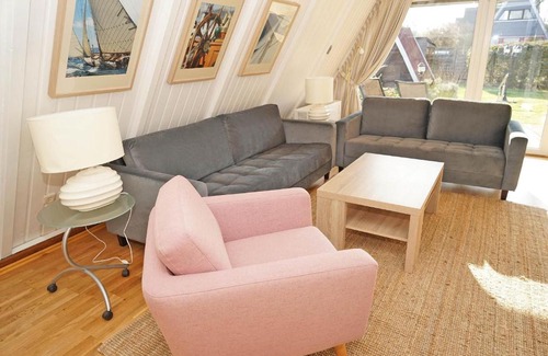 Damp House | mit TV im Schlafzimmer