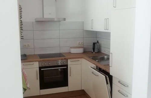 Huttenthal Apartment | Mitten im Odenwald, Wohnung mit Überdacht. Terrasse u. Balkon, Kinder Willkommen