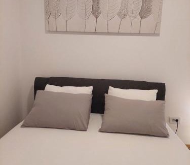 Palilula Apartment | Miyaki Apartment