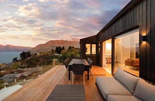 Fernhill Villa | Mizumi Villa by MajorDomo