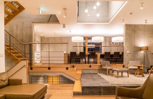 Hirafu Ski Chalet | Mizunara Chalet