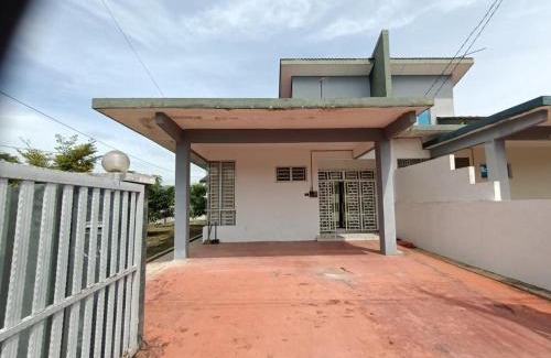 Kampung Belanga Pudak House | MJ Homestay Bintong