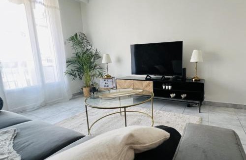Le Piol Apartment | MJ-SELECT - Gambetta 4 pers Terrace CLIM