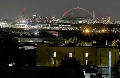 Park Royal House | MJ Service Apartment - Close to station - London