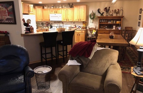 Saukville House | MKE DNC/Ryder Cup Large Family Home, Sleeps 6+