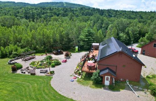 Bretton Woods House | ML As Seen on TV home SPECTACULAR scenery beach AC outdoor kitchen fire pit Weddings