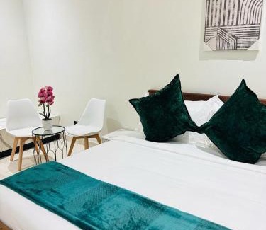 Central Region Bed & Breakfast | MMK Lodge