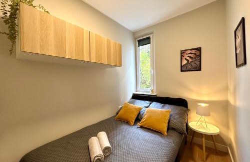 Emaus House | MMRent Frog Room