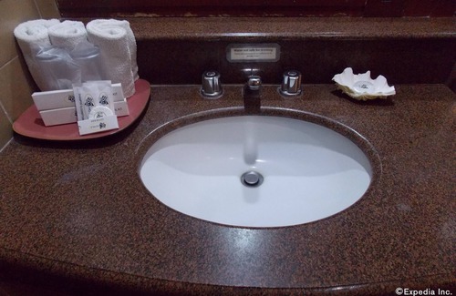 Bacolod Hotel | MO2 Westown Hotel Bacolod - Mandalagan