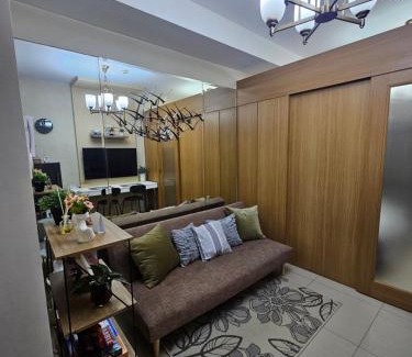 Barangay 76 Apartment | MOA Shell Residences Spacious 1BR with City View WiFi and Netflix
