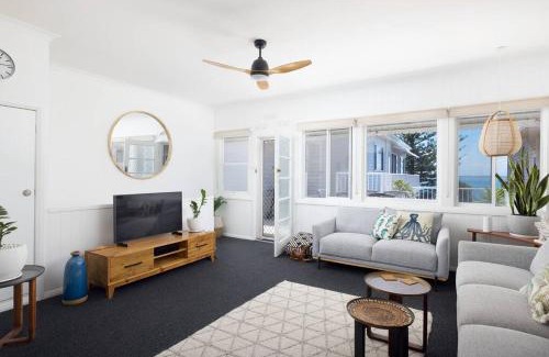Shoal Bay Apartment | Moana Blue