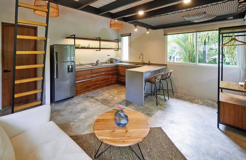 Mal Pais Apartment | Moana Studio