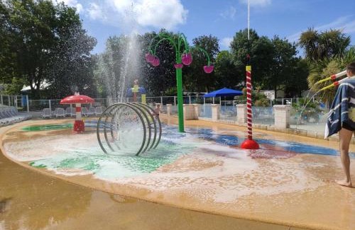 Pont-Aven Other | Mobil-home 6/8 personnes au Domaine de Kerlann, Pont-Aven